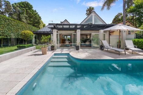 Photo of property in 79 Godden Crescent, Mission Bay, Auckland, 1071