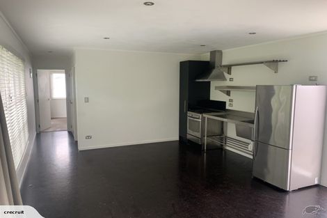 Photo of property in 18a Annandale Street, Lynmouth, New Plymouth, 4310