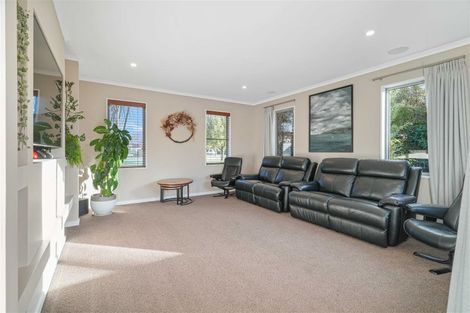 Photo of property in 1 Villa Mews, Rolleston, 7614