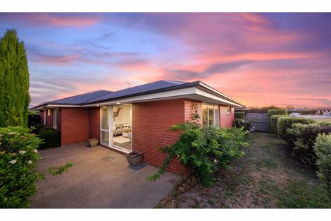 Photo of property in 22a Date Crescent, Aidanfield, Christchurch, 8025