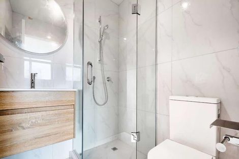 Photo of property in 4/800 Chapel Road, Northpark, Auckland, 2016