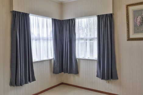 Photo of property in 11 Fairbrother Street, Carterton, 5713