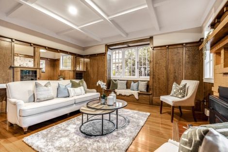 Photo of property in 5 Keystone Avenue, Mount Roskill, Auckland, 1041