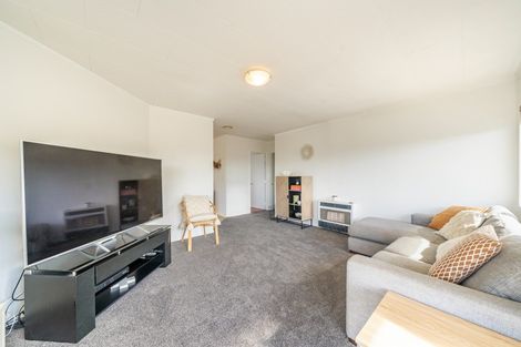 Photo of property in 1/150 Tirohanga Road, Tirohanga, Lower Hutt, 5010