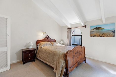 Photo of property in 368 Devonport Road, Tauranga South, Tauranga, 3112