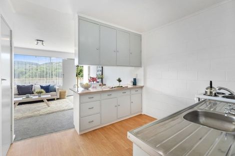 Photo of property in 4/153 Main Road, Tawa, Wellington, 5028