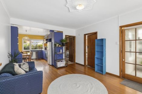 Photo of property in 33 East Street, Petone, Lower Hutt, 5012