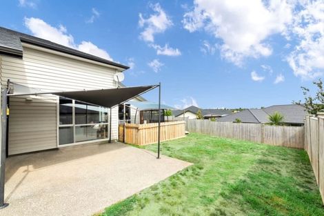 Photo of property in 135 Matua Road, Huapai, Kumeu, 0810