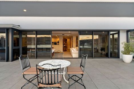 Photo of property in 4/308 Oriental Parade, Oriental Bay, Wellington, 6011