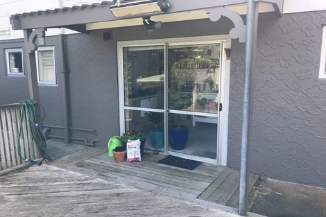 Photo of property in 1 Cyril Way, Paparangi, Wellington, 6037