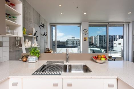 Photo of property in Trinity Apartments, 402/19 College Street, Te Aro, Wellington, 6011