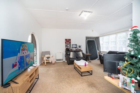 Photo of property in 6 Rangiora Avenue, Roslyn, Palmerston North, 4414