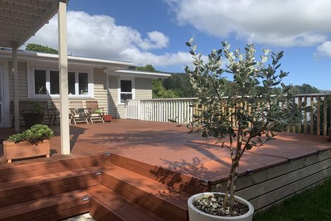 Photo of property in 111 Horoeka Street, Stokes Valley, Lower Hutt, 5019