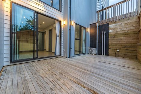 Photo of property in 14 Greenstead Close, Flat Bush, 2019