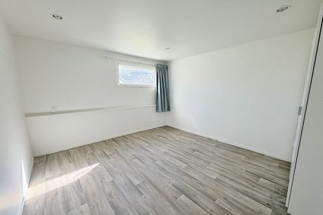 Photo of property in 14 Heather Place, Sunnynook, Auckland, 0620