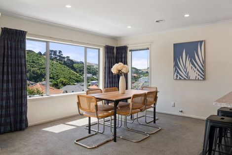 Photo of property in 16 Eastcott Grove, Churton Park, Wellington, 6037