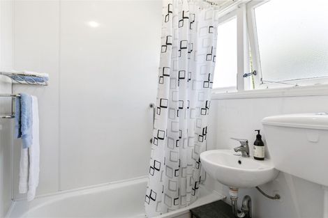 Photo of property in 1-20/27 Whites Line West, Woburn, Lower Hutt, 5010