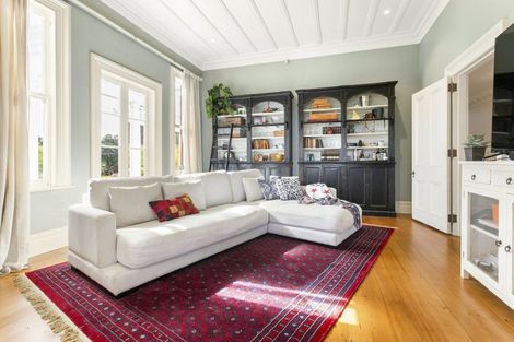 Photo of property in 75 Sutton Road, Brookby, Manurewa, 2576