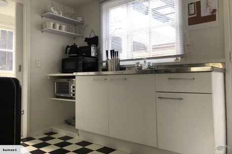 Photo of property in 25 Kowhai Street, Mount Eden, Auckland, 1024