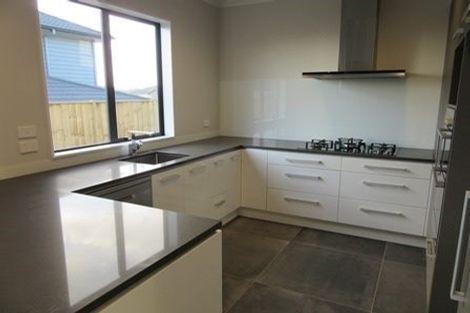 Photo of property in 36 Mackay Drive, Greenhithe, Auckland, 0632