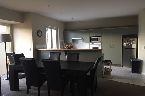 Photo of property in 7 Gillett Place, Botany Downs, Auckland, 2014