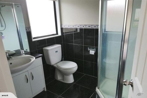 Photo of property in 21 Chadlington Avenue, Henderson, Auckland, 0612