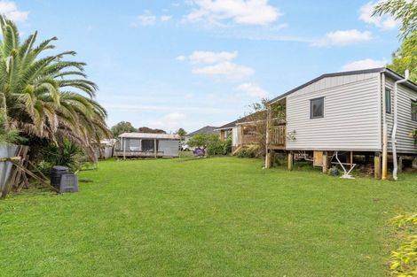 Photo of property in 6 Serjeant Street, Henderson, Auckland, 0612