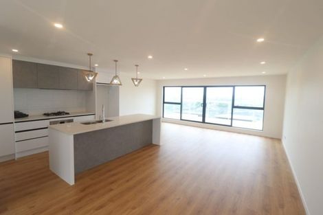 Photo of property in 40 Ascension Crescent, Orewa, 0931