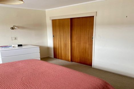 Photo of property in 1/83 Flanshaw Road, Te Atatu South, Auckland, 0610