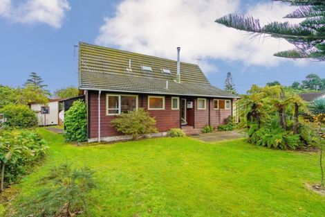 Photo of property in 3 Alexander Street, Waikanae, 5036