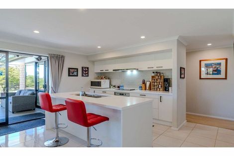 Photo of property in 14 Greenway Drive, Kerikeri, 0230