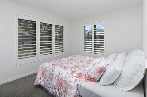 Photo of property in 59 Waterstock Way, Parklands, Christchurch, 8083