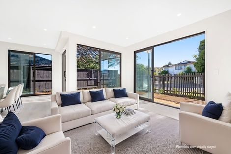 Photo of property in 61a Marendellas Drive, Bucklands Beach, Auckland, 2014