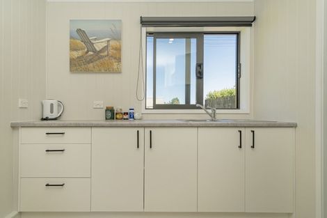 Photo of property in 13 Albert Street, Whitianga, 3510