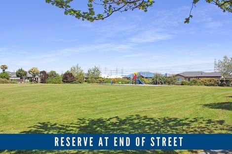 Photo of property in 8 Okuku Place, Hei Hei, Christchurch, 8042