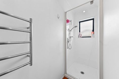 Photo of property in 2/213 Coronation Avenue, Welbourn, New Plymouth, 4310