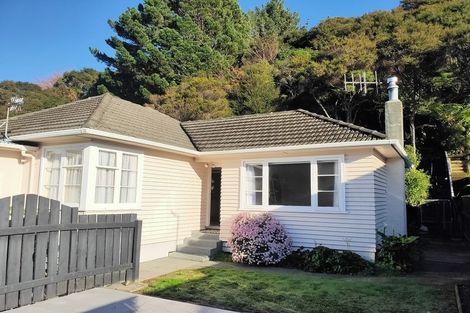 Photo of property in 161 Wellington Road, Wainuiomata, Lower Hutt, 5014