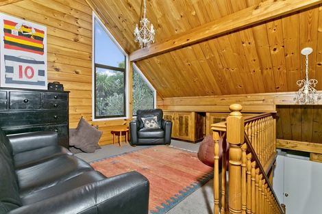 Photo of property in 79 Caribbean Drive, Unsworth Heights, Auckland, 0632