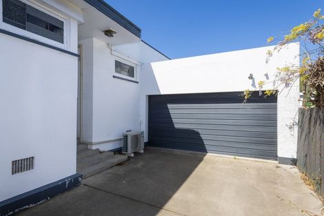 Photo of property in 75 Esplanade, Kaiti, Gisborne, 4010