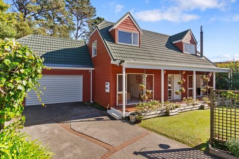 Photo of property in 14 Rimu Rise, Albany, Auckland, 0632