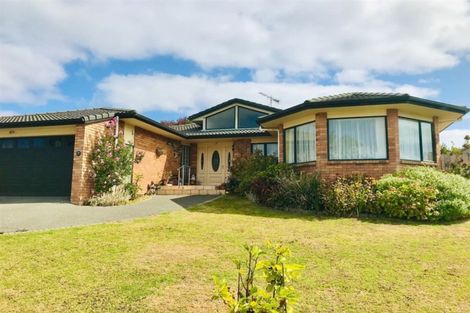 Photo of property in 8 Kath Hopper Drive, Orewa, 0931