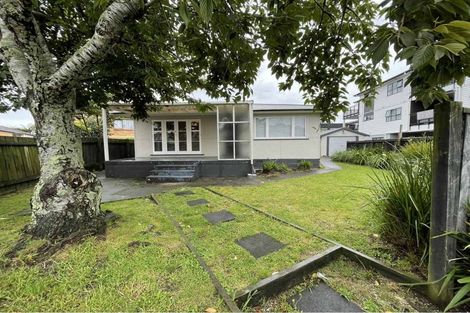 Photo of property in 155 Russell Road, Manurewa, Auckland, 2102