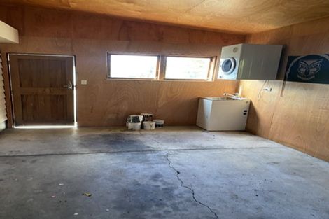 Photo of property in 12 Guthrie Road, Havelock North, 4130