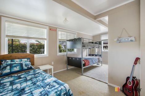 Photo of property in 10 Dillon Street, Waihi Beach, 3611