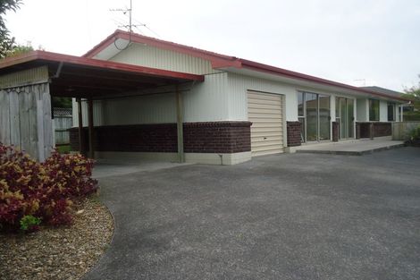 Photo of property in 206 Royal Road, Massey, Auckland, 0614