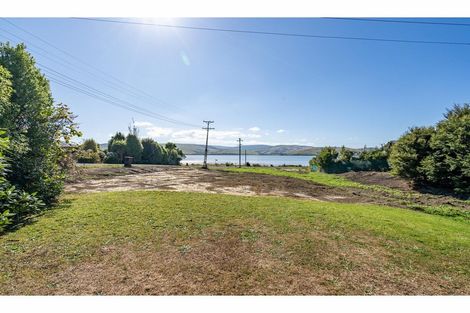 Photo of property in 9 Mena Street, Waikawa, Tokanui, 9884