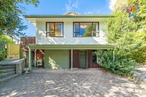 Photo of property in 80 Gemstone Drive, Birchville, Upper Hutt, 5018