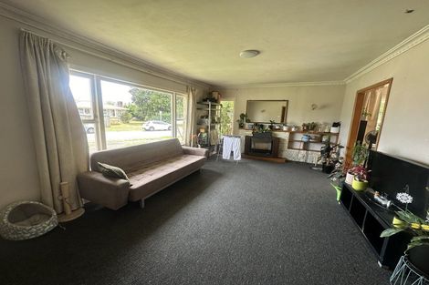 Photo of property in 1 Liston Crescent, Hillcrest, Hamilton, 3216