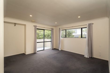 Photo of property in 9 Corsham Grove, Churton Park, Wellington, 6037