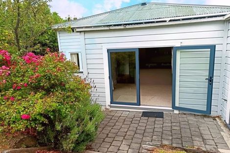 Photo of property in 21 Oakland Street, Andersons Bay, Dunedin, 9013